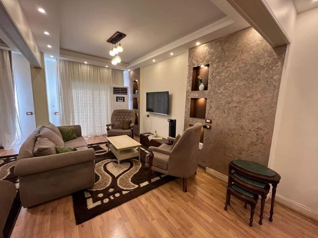 متميزه في مكرم عبيد الرئيسي Apartment